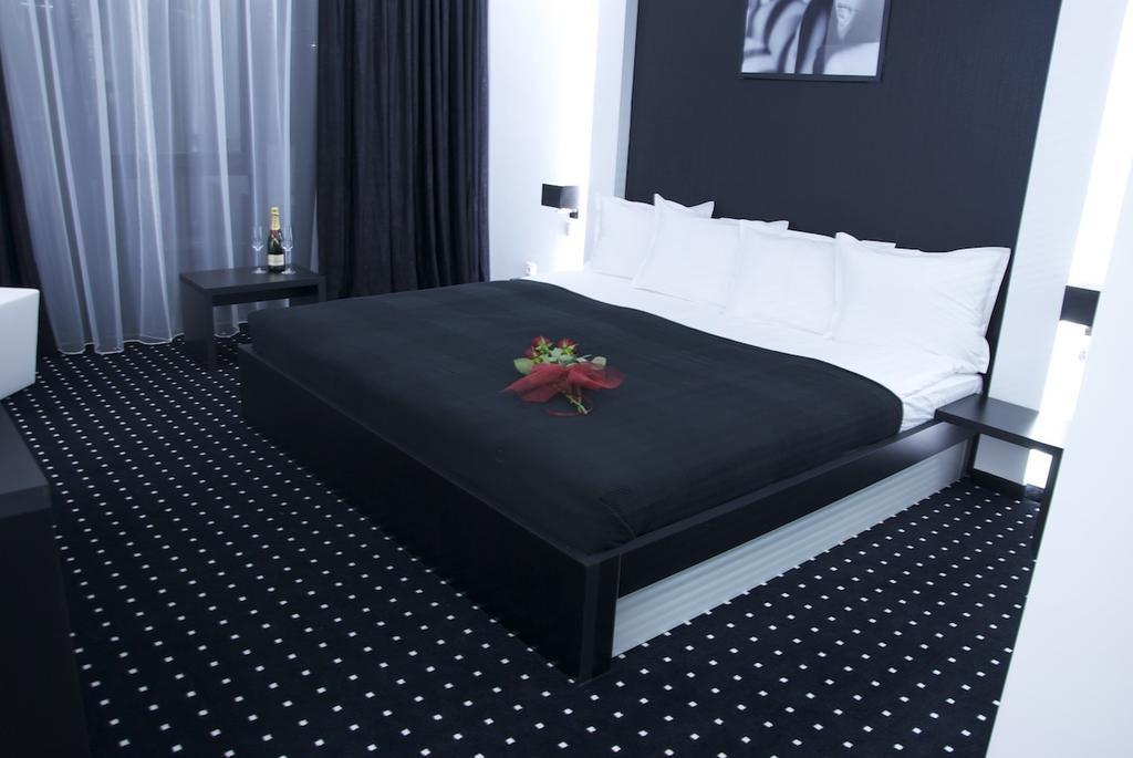 Hotel Fashion - Free Parking София Экстерьер фото